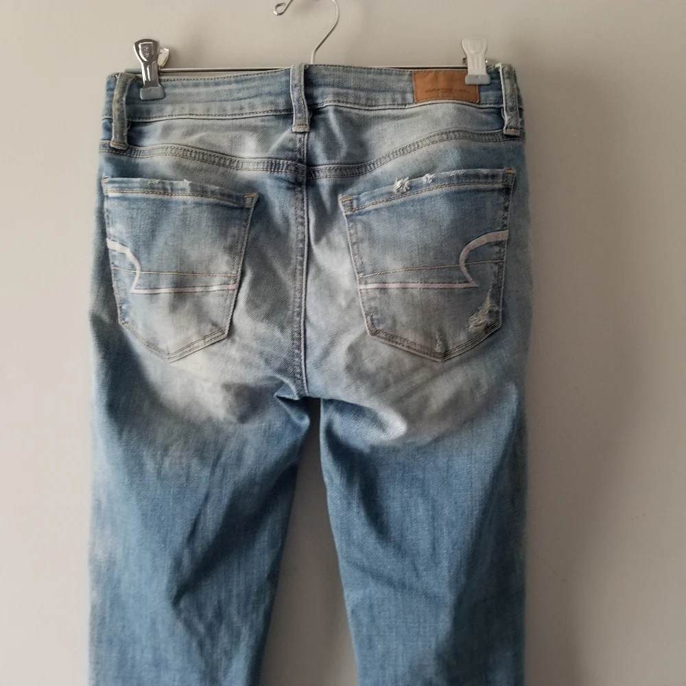 American Eagle Distressed Super Stretch Jegging 0
